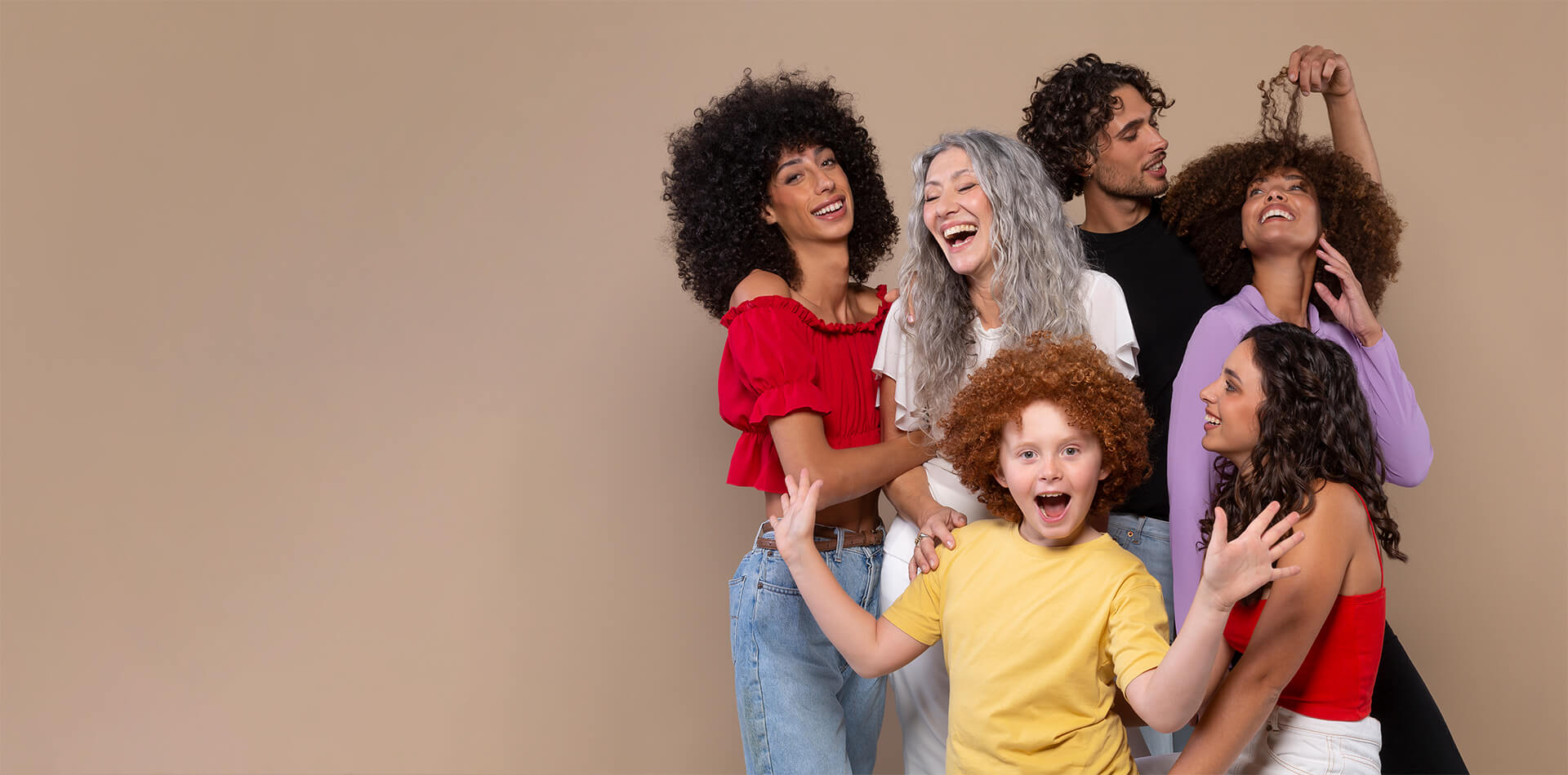 <b>Iscriviti alla<br>nostra Curly<br> Newsletter</b>